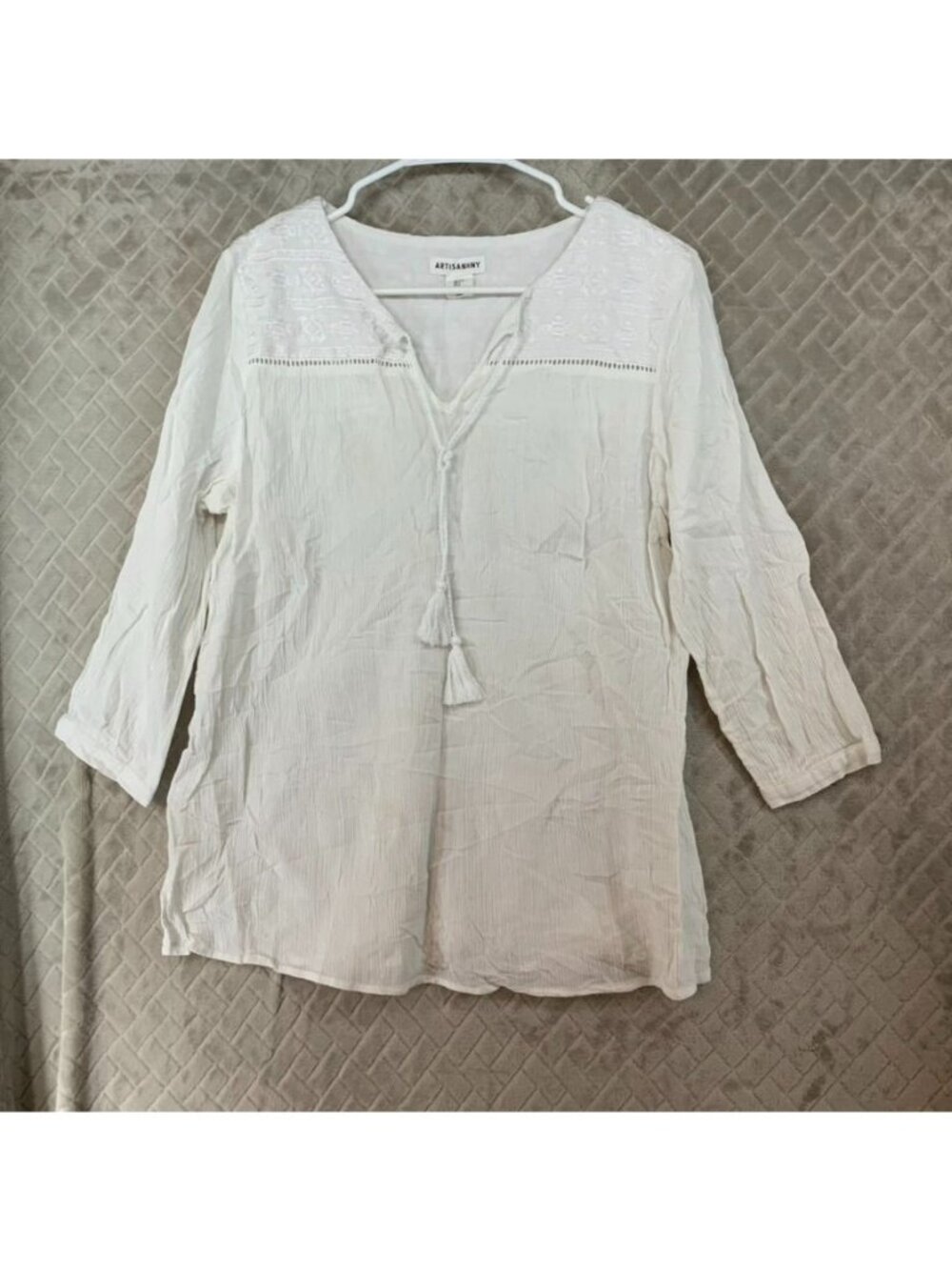 Artisan NY Blouse Womens L White Boho 3/4 Sleeve Embroidered Detail & Tassel Tie
